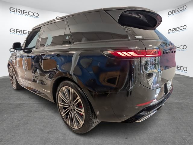 Used 2024 Land Rover Range Rover Sport Dynamic SE image 4
