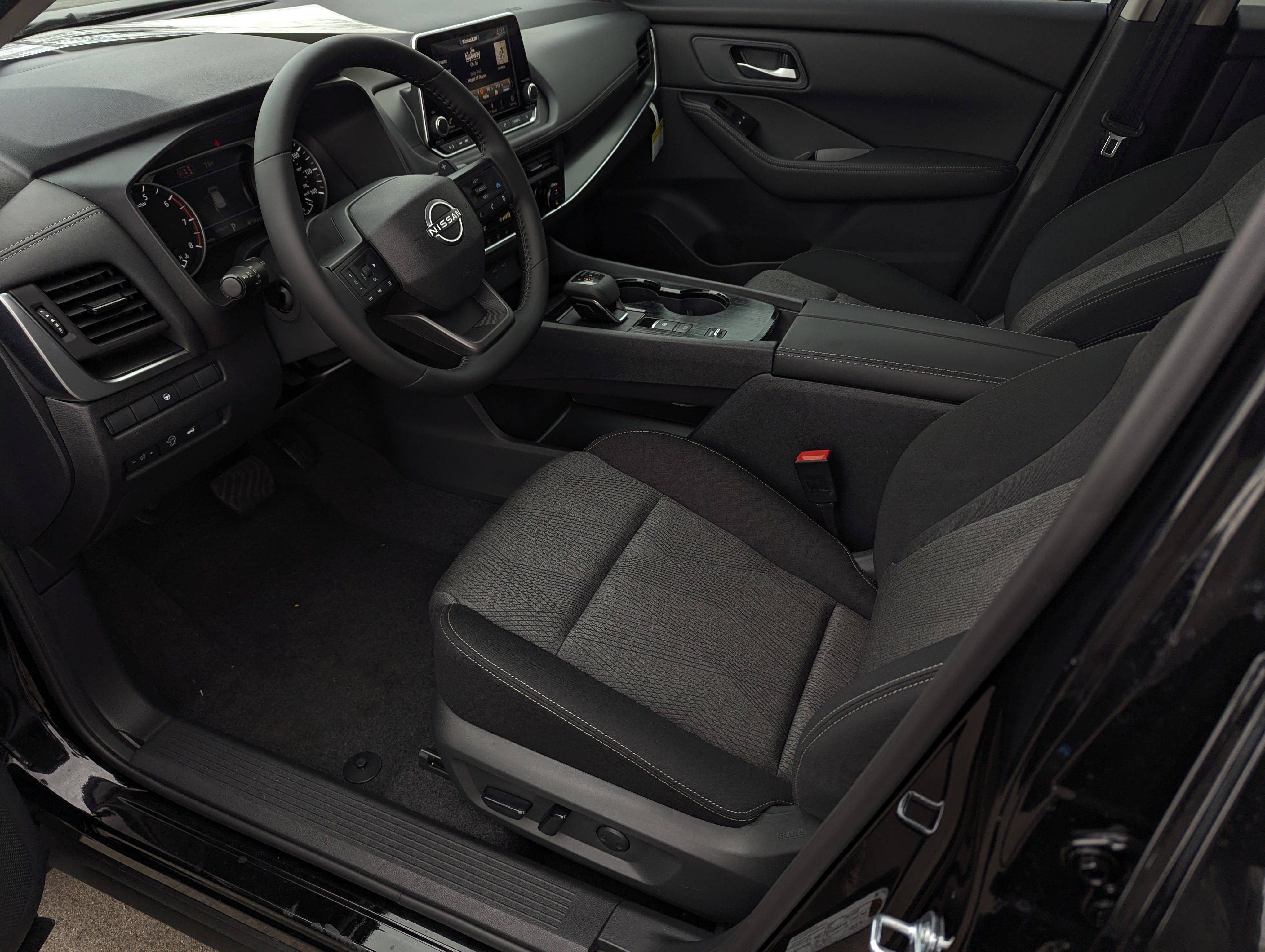 New 2026 Nissan Rogue SV image 9