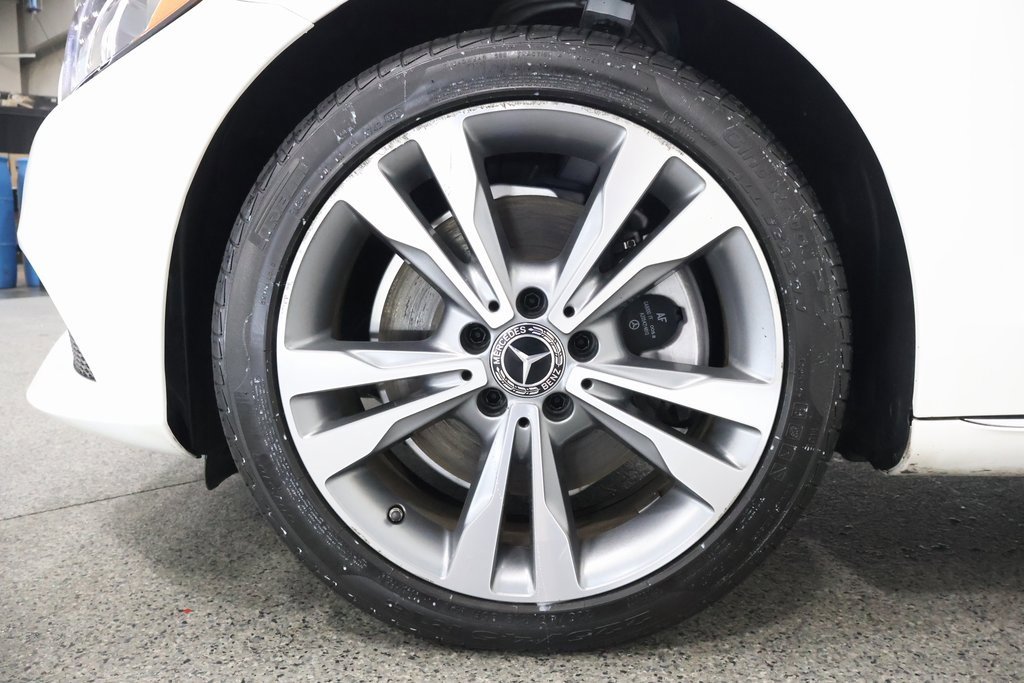 Certified 2018 Mercedes-Benz C 300 4MATIC Sedan image 5