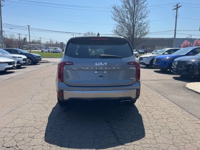 Used 2025 Kia Telluride S AWD/4WD image 12