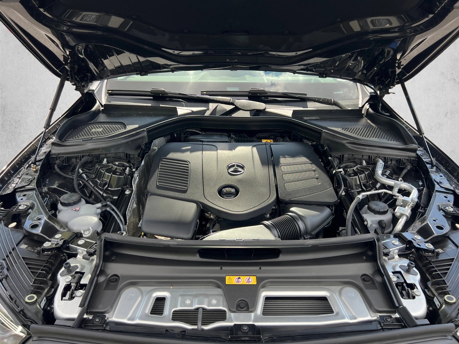New 2026 Mercedes-Benz GLC 300 4MATIC image 18