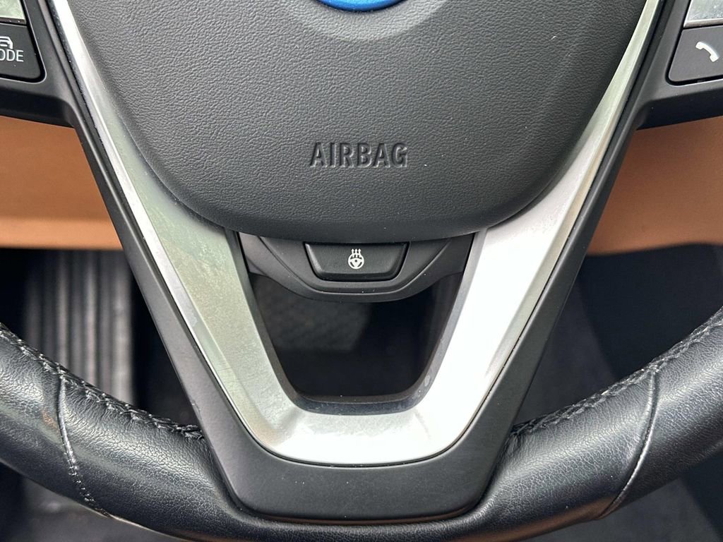 Used 2023 BMW i4 eDrive35 image 19