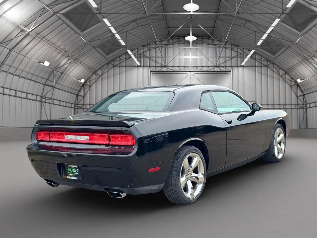 Used 2011 Dodge Challenger R/T w/ Electronics Convenience Group image 17