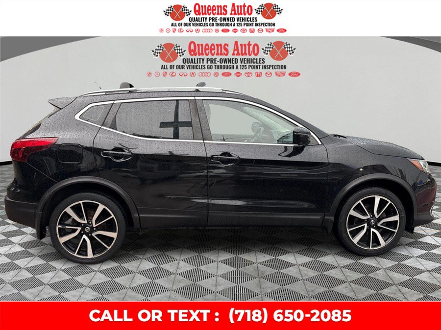 Used 2018 Nissan Rogue Sport SL AWD/4WD image 8