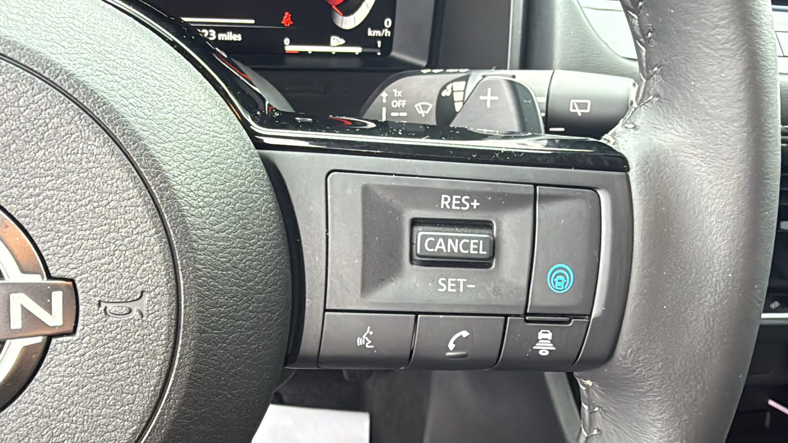 Certified 2024 Nissan Rogue SL AWD/4WD image 11
