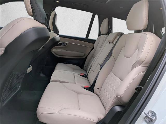 Certified 2026 Volvo XC90 B6 Plus w/ Protection Package Premier image 20
