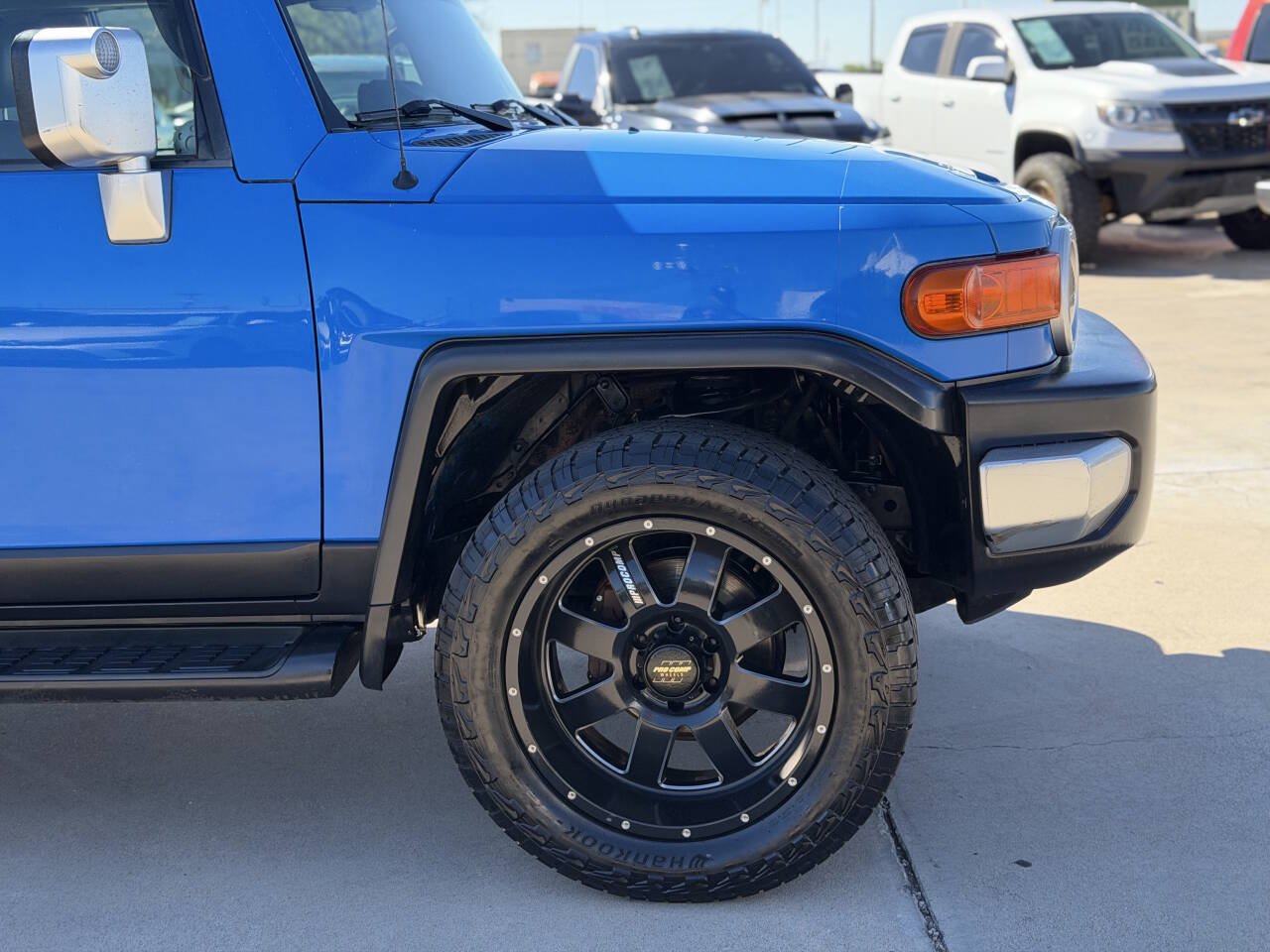 Used 2007 Toyota FJ Cruiser 4WD image 5