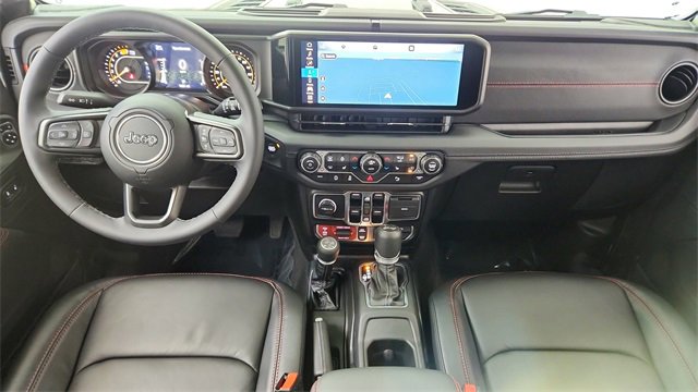 Used 2025 Jeep Wrangler Unlimited Rubicon image 36