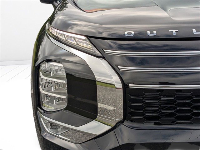 New 2025 Mitsubishi Outlander SEL image 9