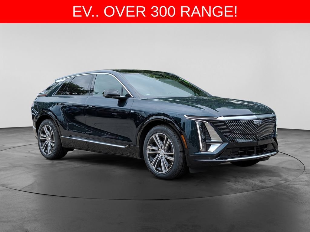Used 2024 Cadillac Lyriq Luxury AWD/4WD image 1