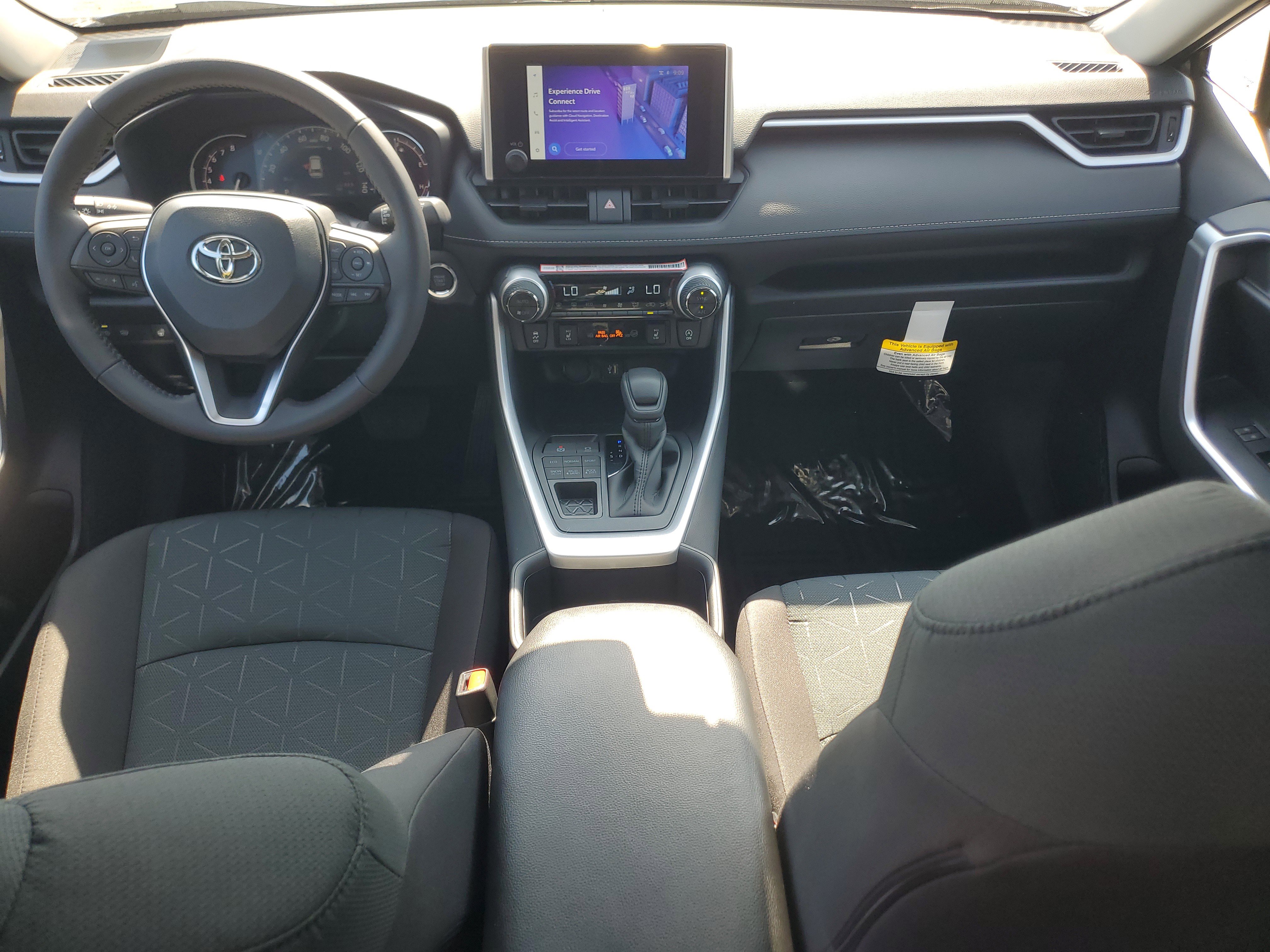 New 2025 Toyota RAV4 XLE image 15