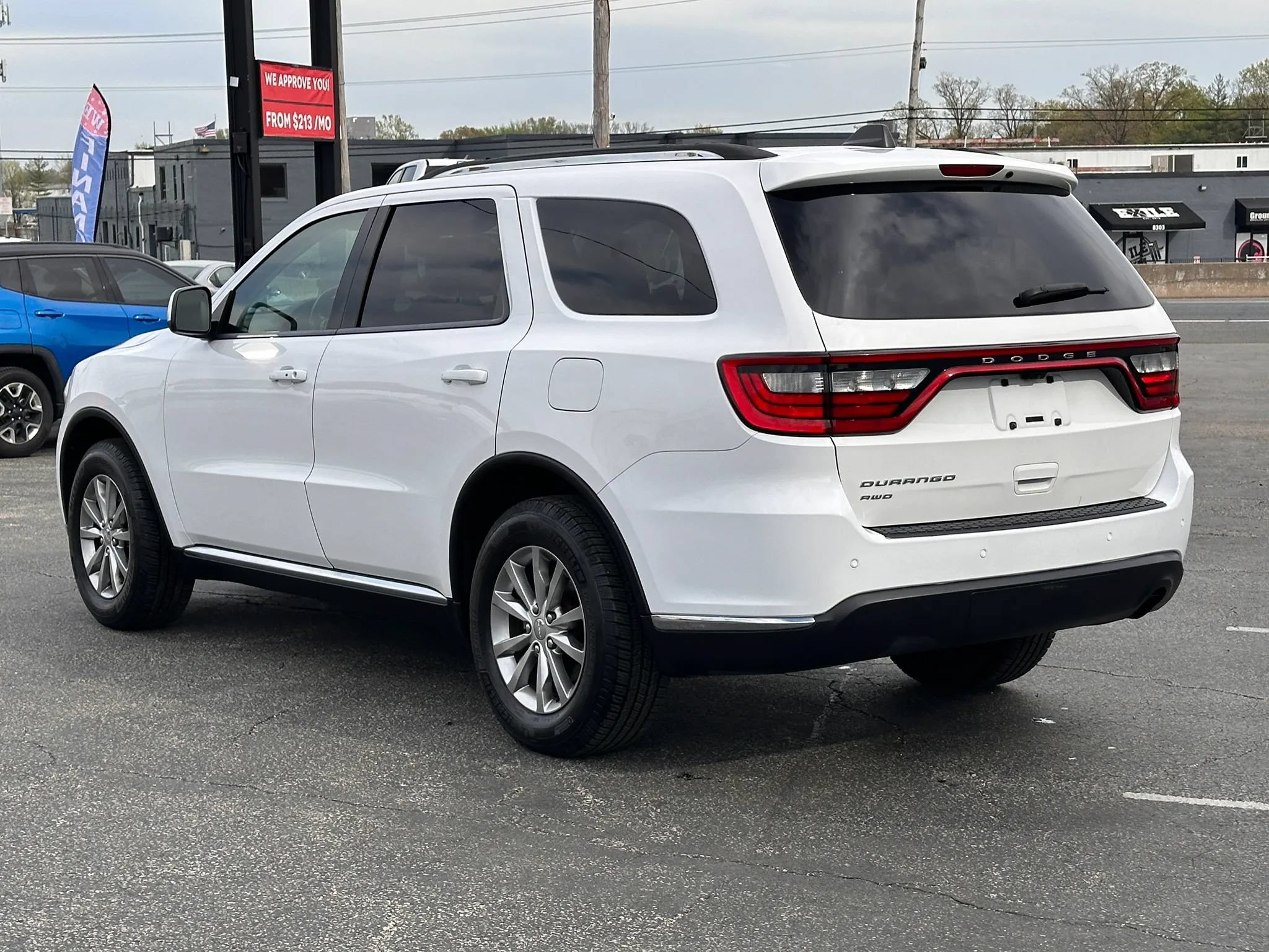 Used 2017 Dodge Durango SXT w/ Quick Order Package 23B AWD/4WD image 7