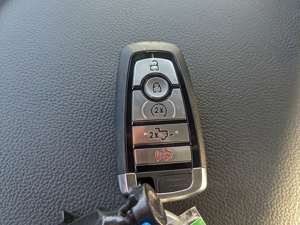 New 2025 Ford F250 Lariat w/ Lariat Ultimate Package image 38