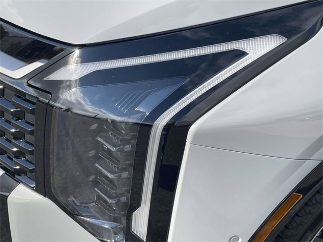 New 2026 Kia Sportage SX image 8