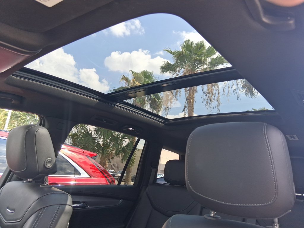 Certified 2024 Cadillac XT6 Luxury w/ LPO, Floor Liner Package FWD image 20