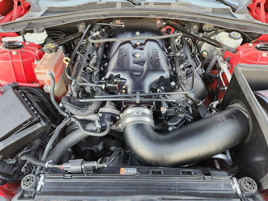 Used 2018 Chevrolet Camaro SS image 34