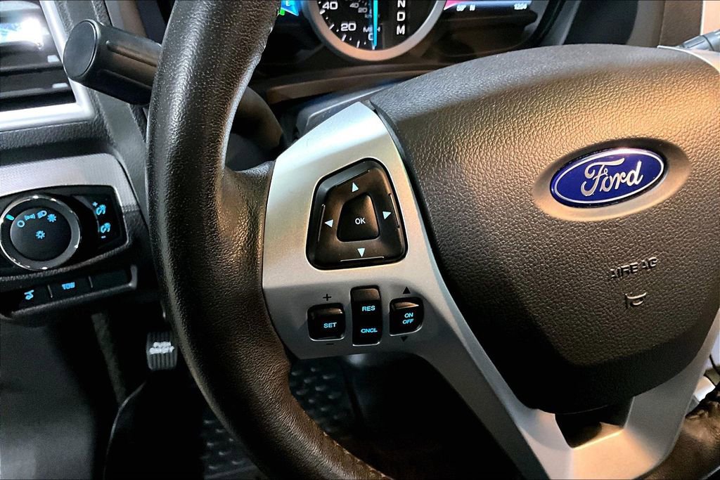 Used 2015 Ford Explorer XLT w/ Equipment Group 202A FWD image 20