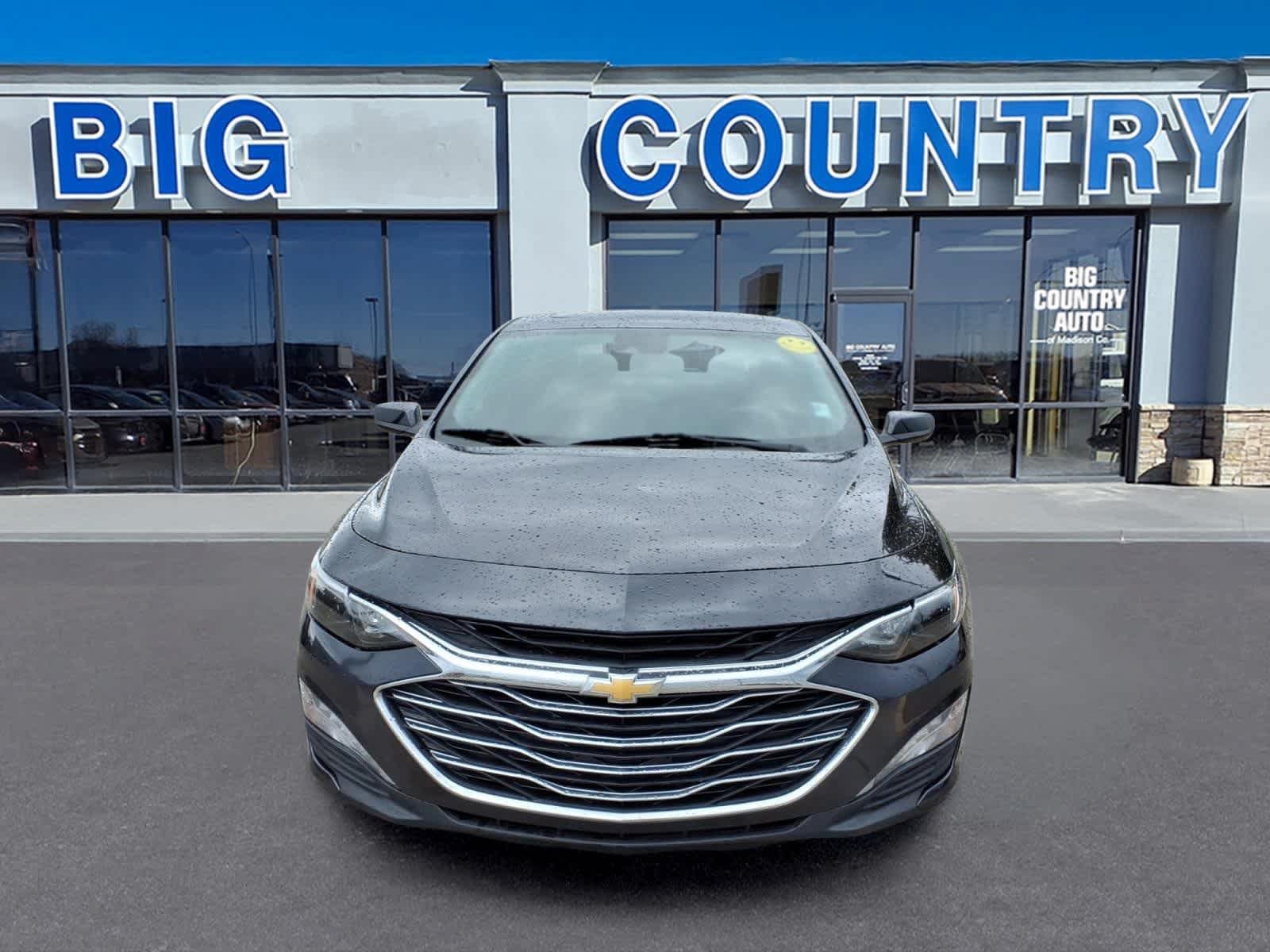 Used 2023 Chevrolet Malibu LT FWD image 2