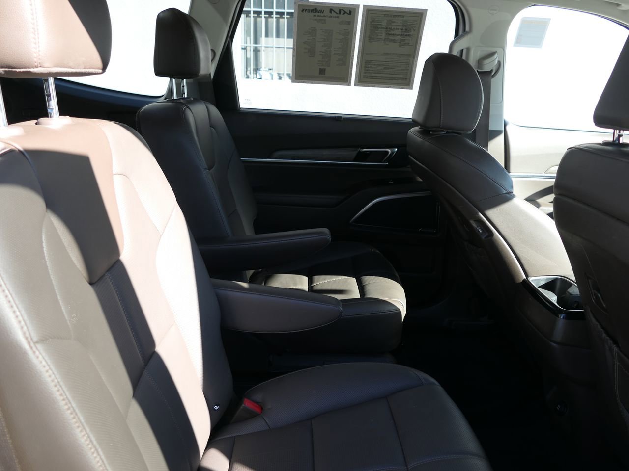 Used 2022 Kia Telluride SX w/ Towing Package image 24