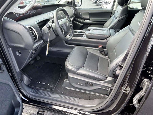 New 2026 Ford Expedition Platinum w/ Driver's Package AWD/4WD image 13