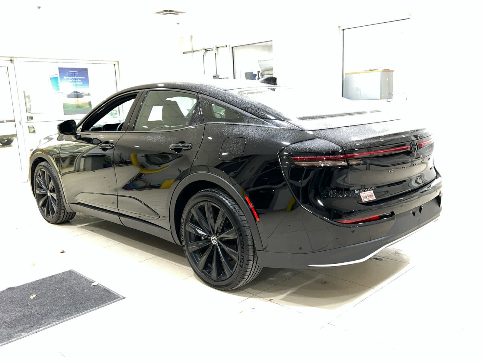 Used 2026 Toyota Crown Nightshade image 8