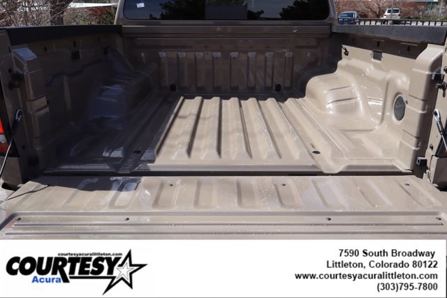 Used 2024 Nissan Frontier PRO-4X w/ Technology Package image 28