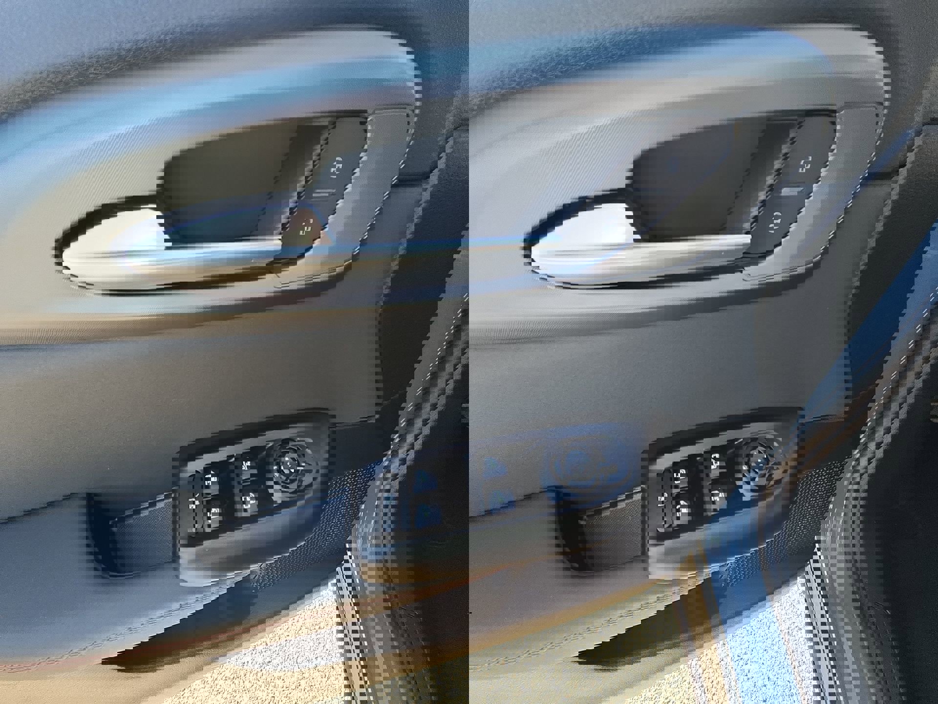 Used 2024 Dodge Hornet GT w/ GT Blacktop Package image 15