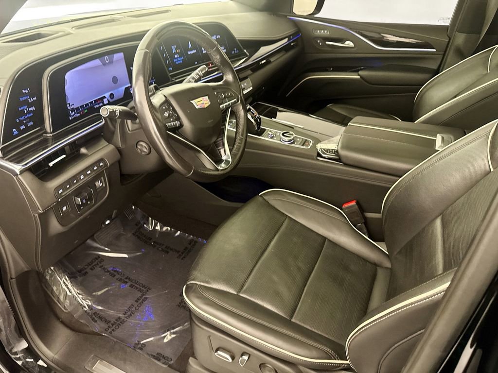 Used 2023 Cadillac Escalade Sport w/ Touring Package image 9