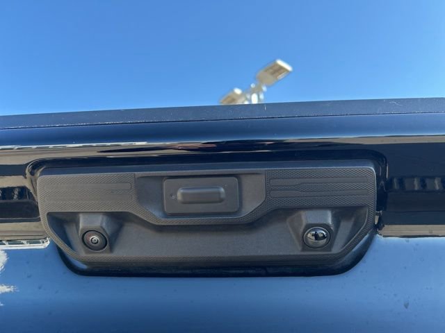 Used 2025 Chevrolet Silverado 1500 ZR2 w/ Technology Package AWD/4WD image 11