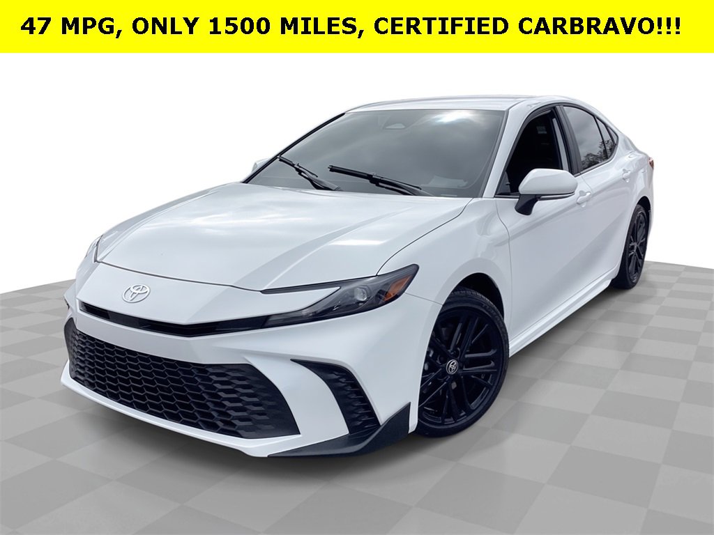 Used 2025 Toyota Camry SE