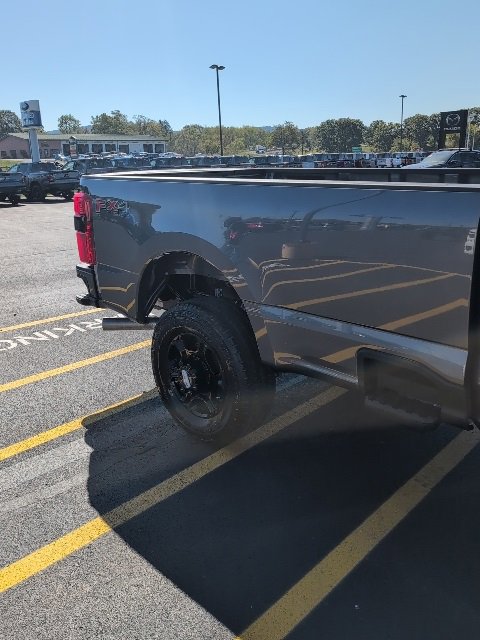 New 2026 Ford F250 4x4 Crew Cab Super Duty image 11