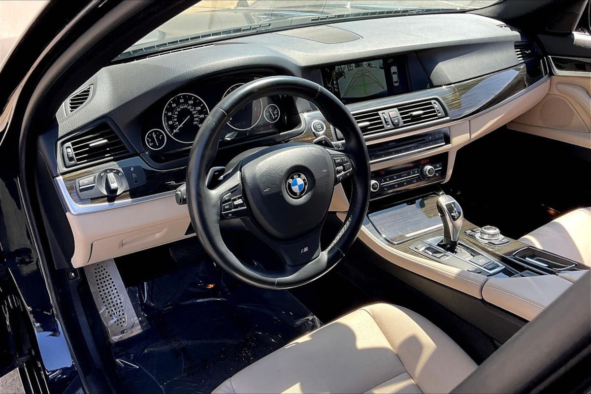 Used 2013 BMW 535i Sedan RWD image 12