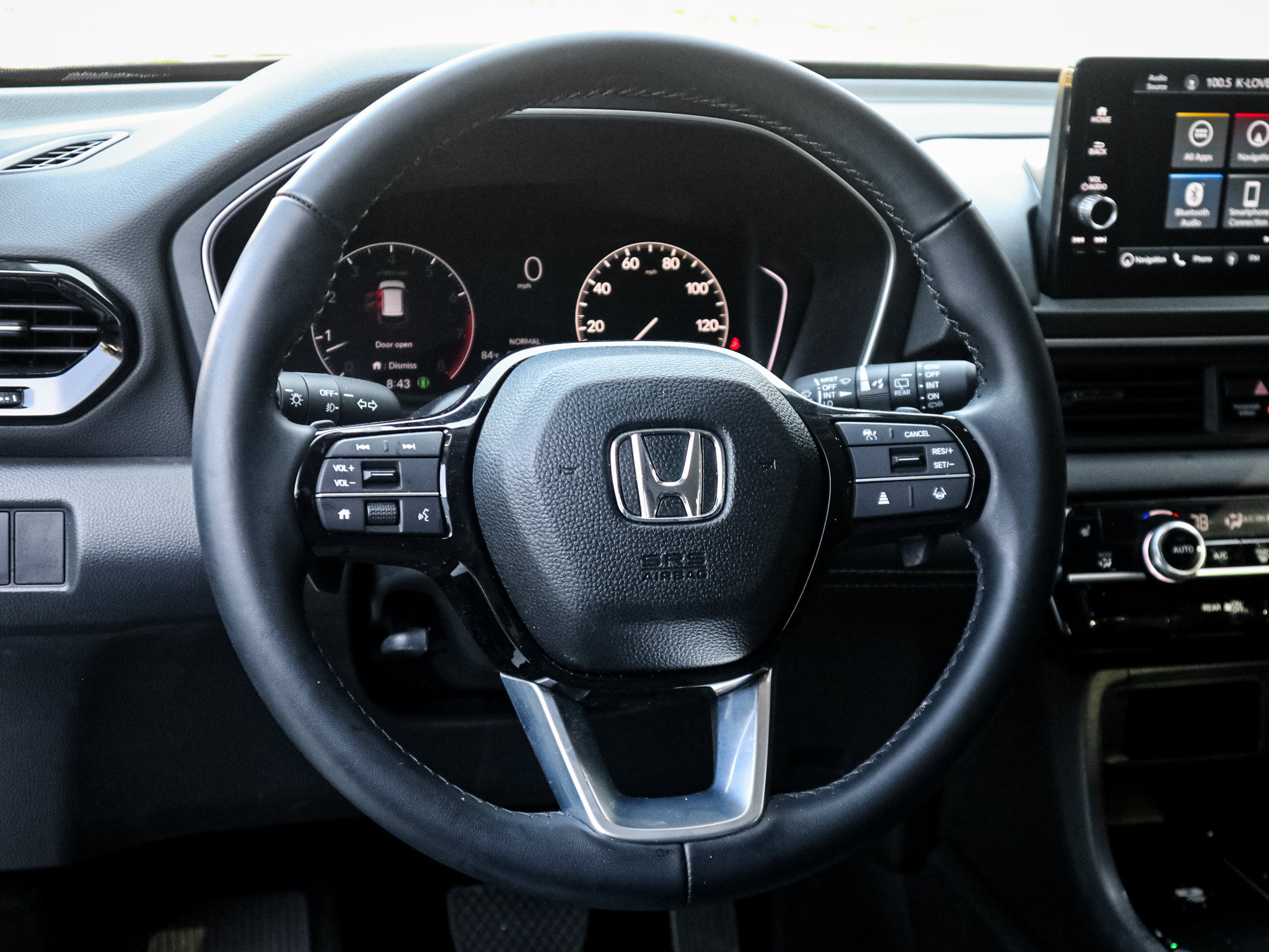 Used 2025 Honda Pilot Touring image 6