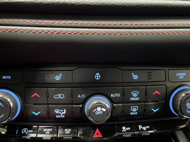 Used 2024 Dodge Durango GT w/ Blacktop Package image 7