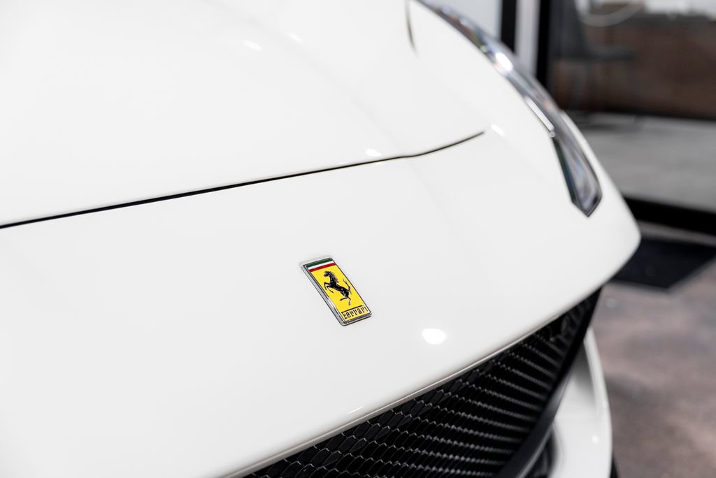 Used 2023 Ferrari 812 GTS RWD image 28