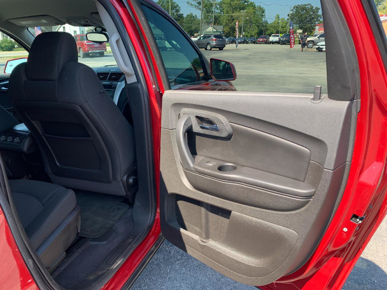 Used 2012 Chevrolet Traverse LT w/ All-Star Edition FWD image 29