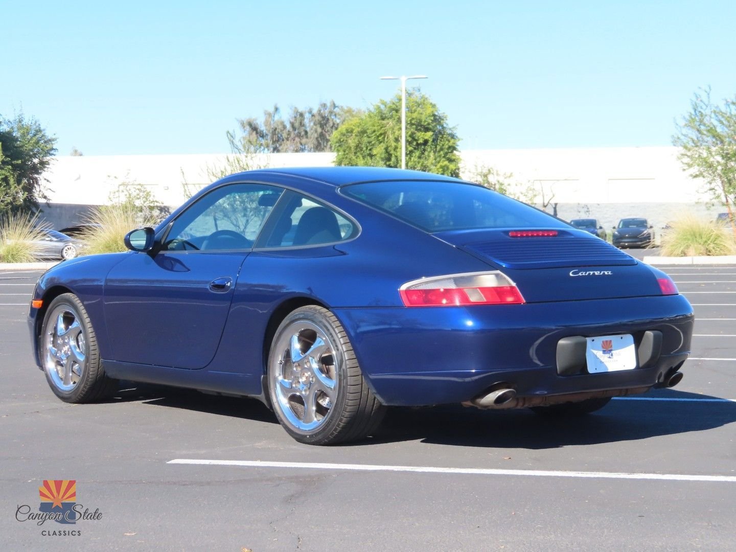 Used 2001 Porsche 911 Carrera image 11