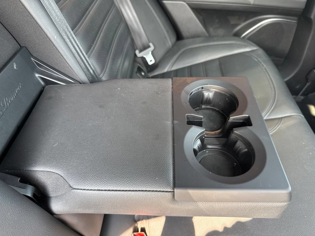 Used 2023 Alfa Romeo Stelvio Veloce AWD/4WD image 65