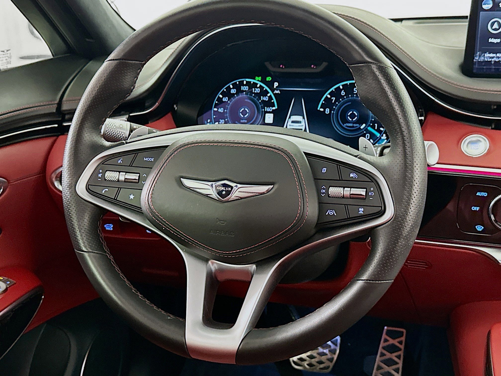 Used 2025 Genesis GV70 3.5T Sport w/ Sport Prestige Package image 8