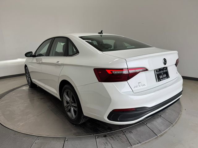 Used 2024 Volkswagen Jetta SE image 8