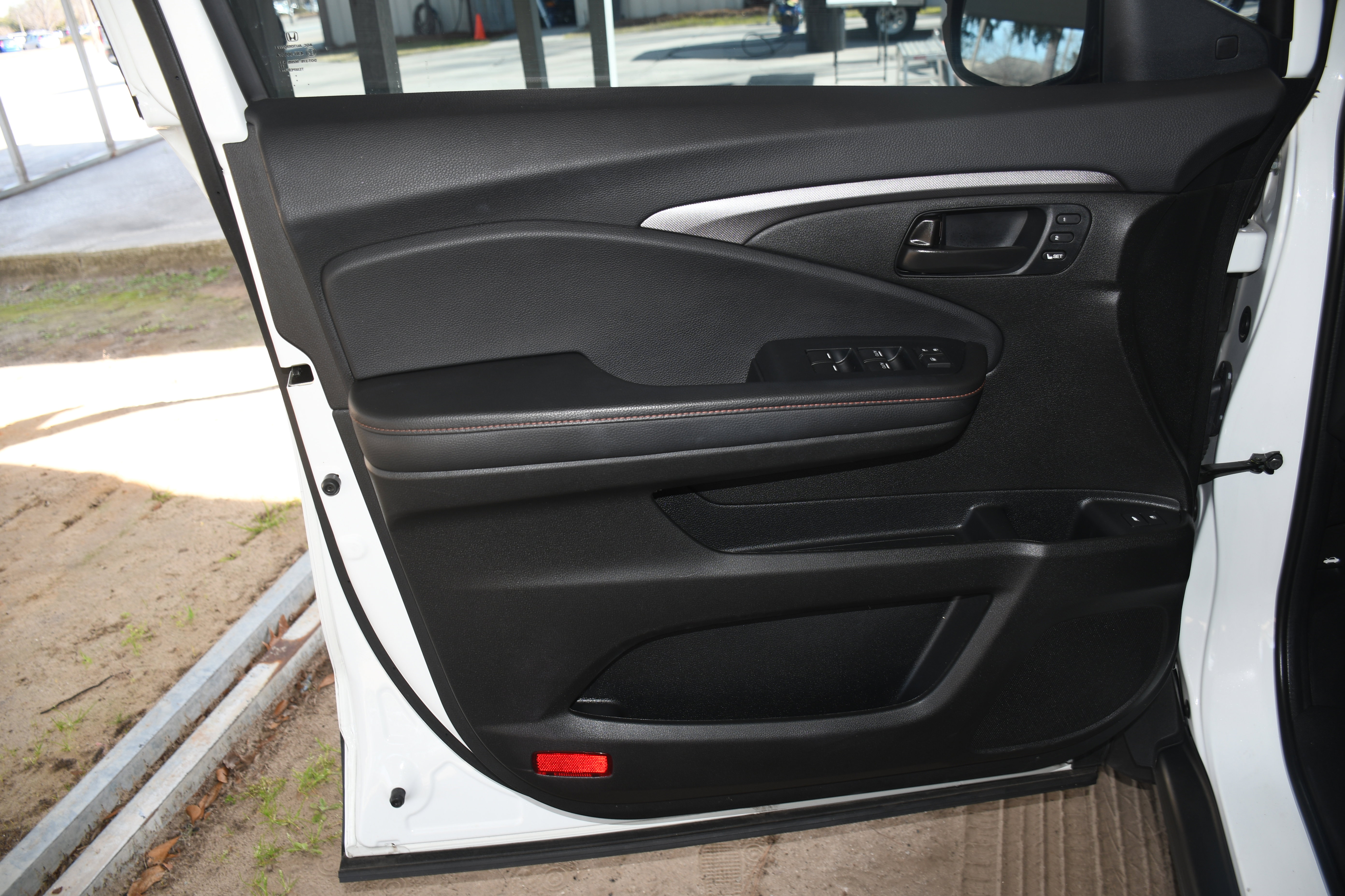 Used 2023 Honda Passport TrailSport image 10