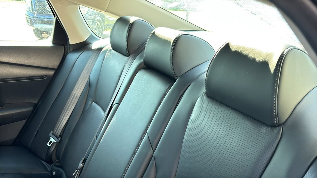 Used 2024 Honda Accord EX-L image 10