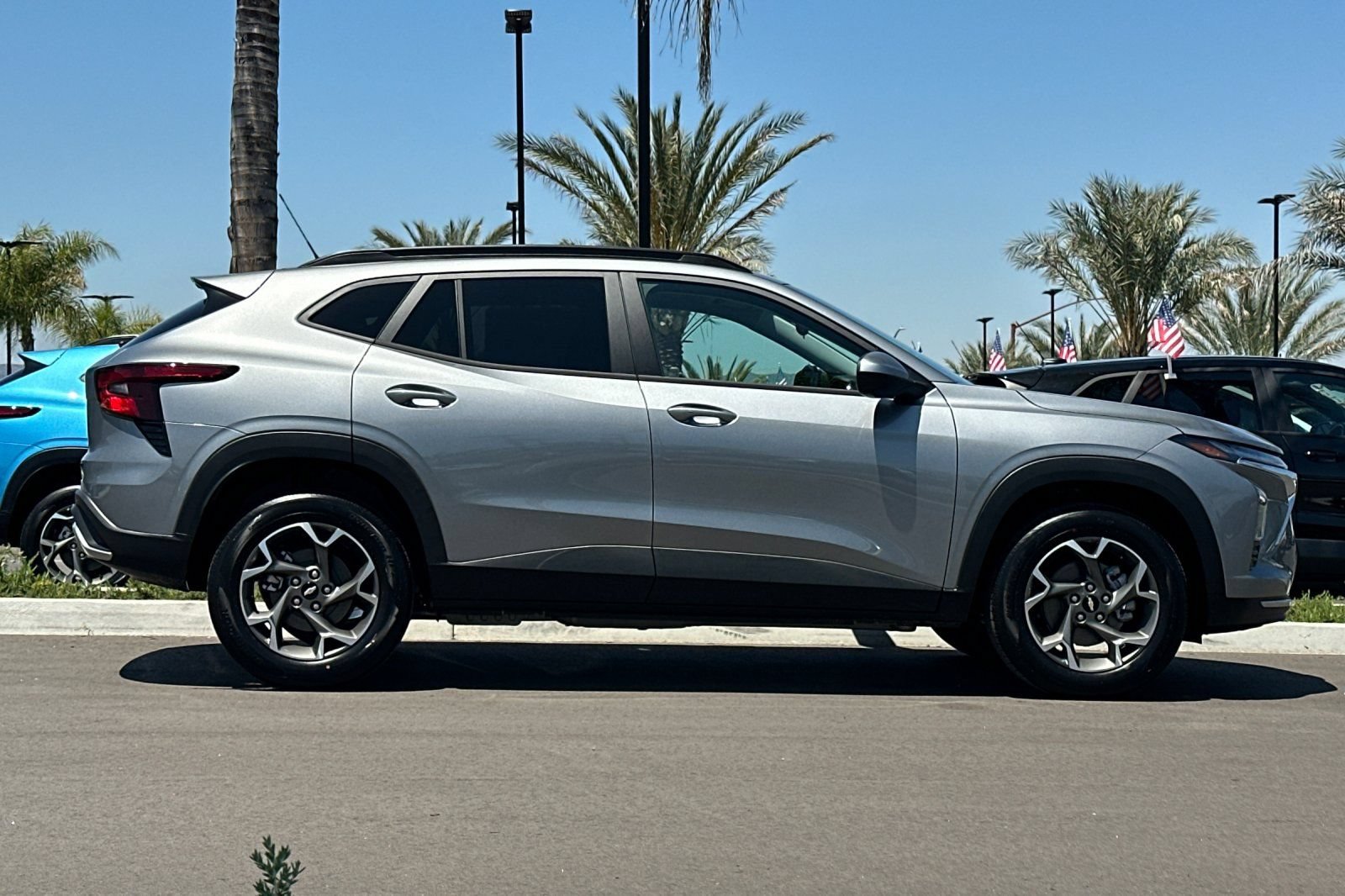 New 2026 Chevrolet Trax LT w/ Driver Confidence Package FWD image 3