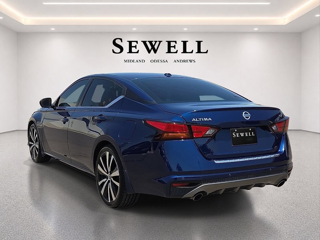 Used 2021 Nissan Altima 2.5 SR FWD image 3
