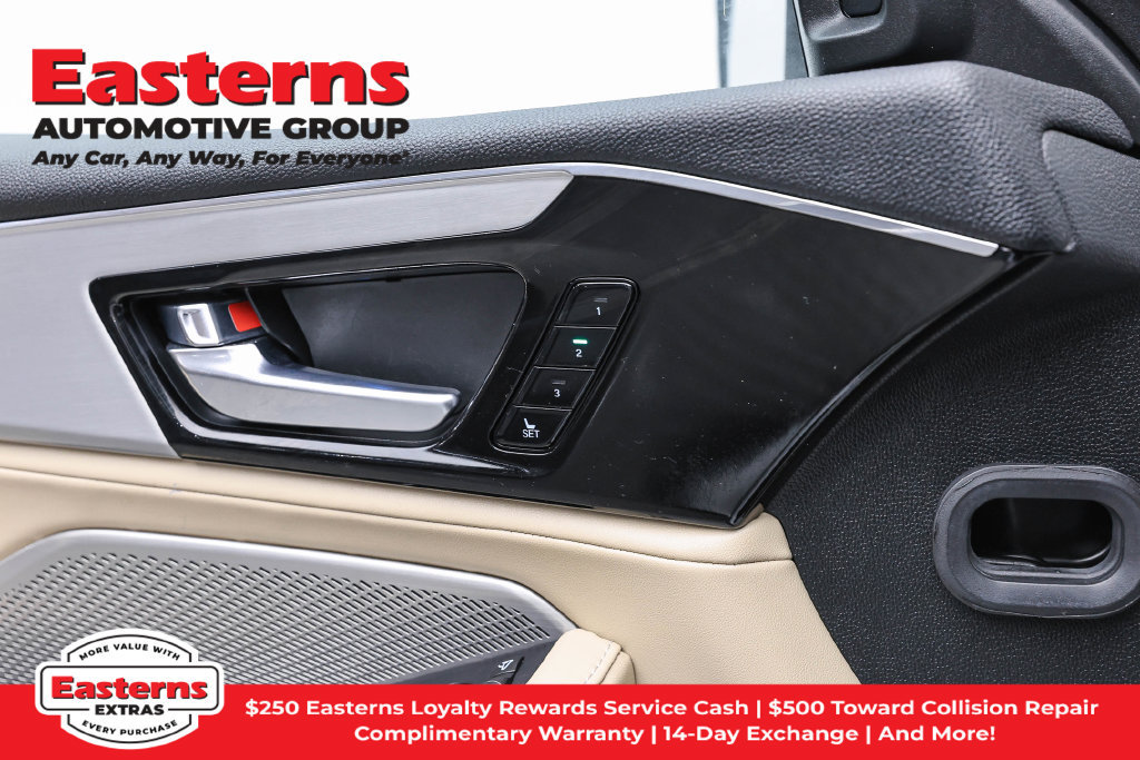 Used 2023 Acura MDX w/ Technology Package AWD/4WD image 22