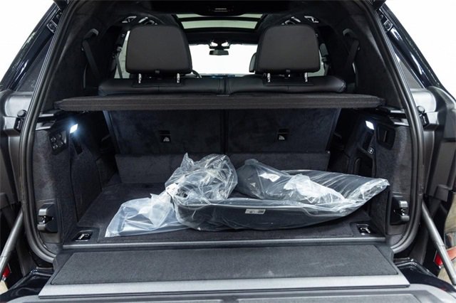 New 2026 BMW X7 M60i image 15