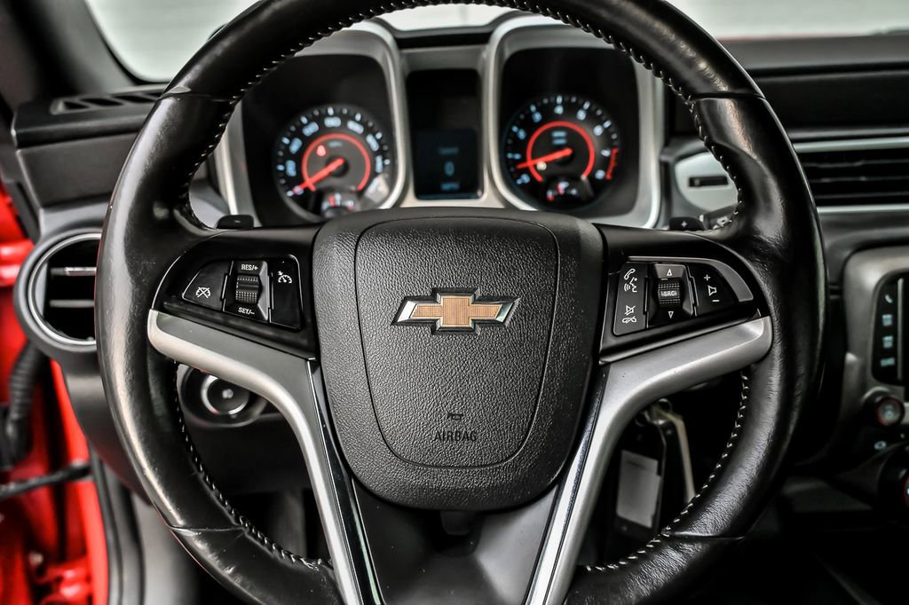 Used 2014 Chevrolet Camaro LT RWD image 18