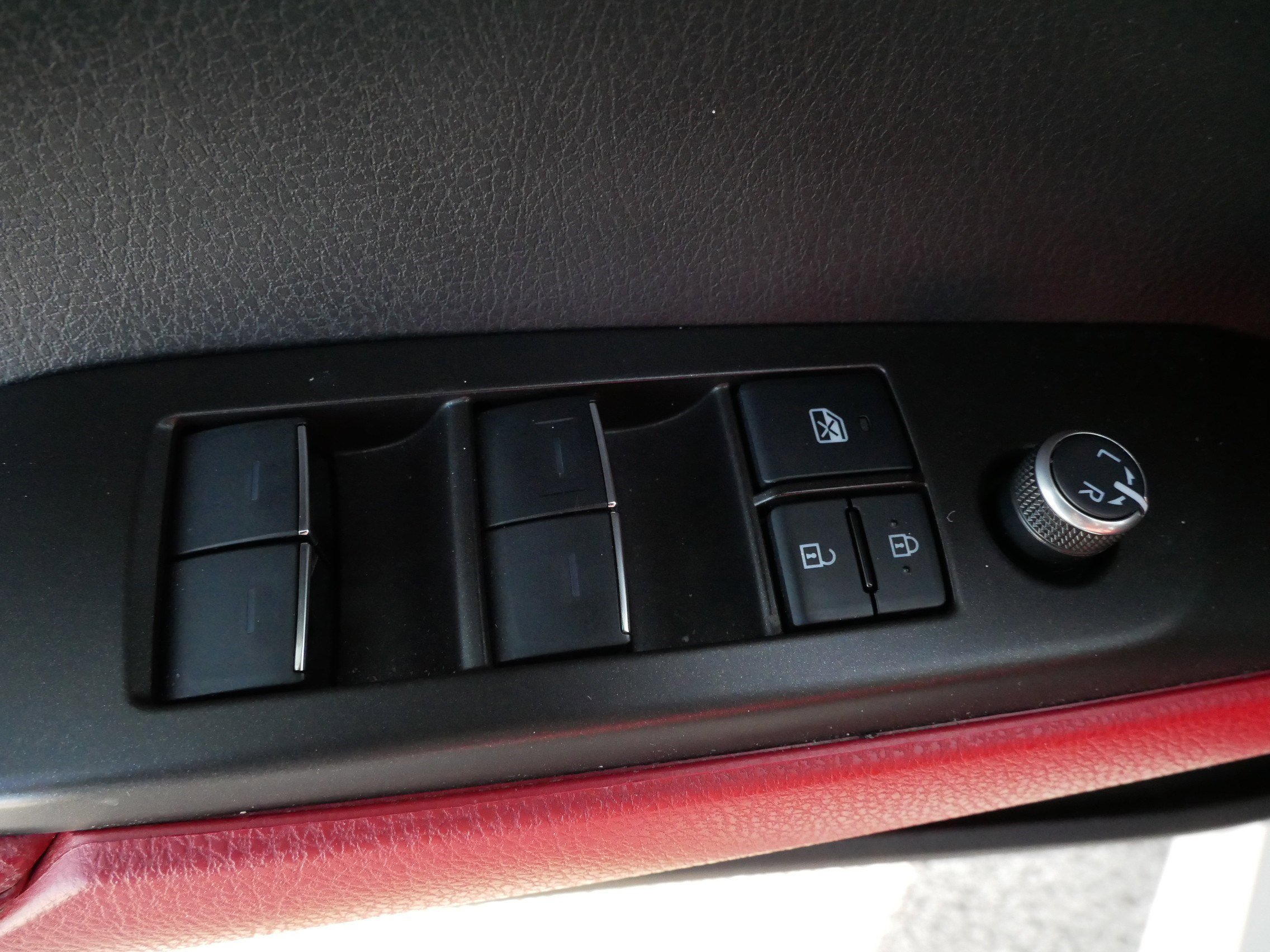 Certified 2021 Toyota Camry XSE image 19