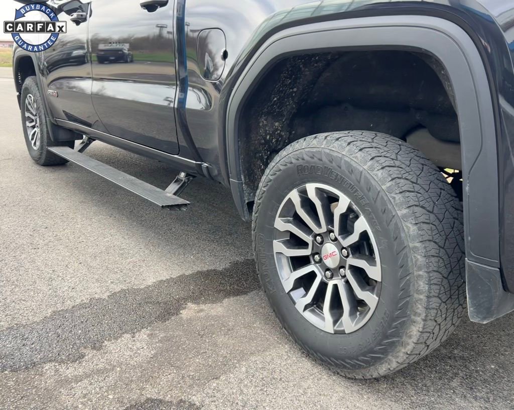 Used 2023 GMC Sierra 1500 AT4 w/ Technology Package AWD/4WD image 8