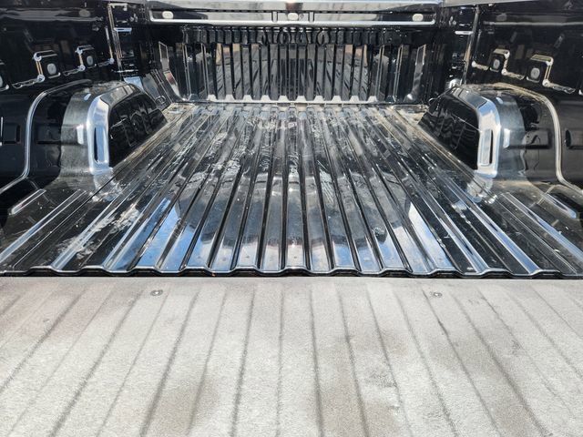 Used 2024 Chevrolet Silverado 1500 Custom image 32